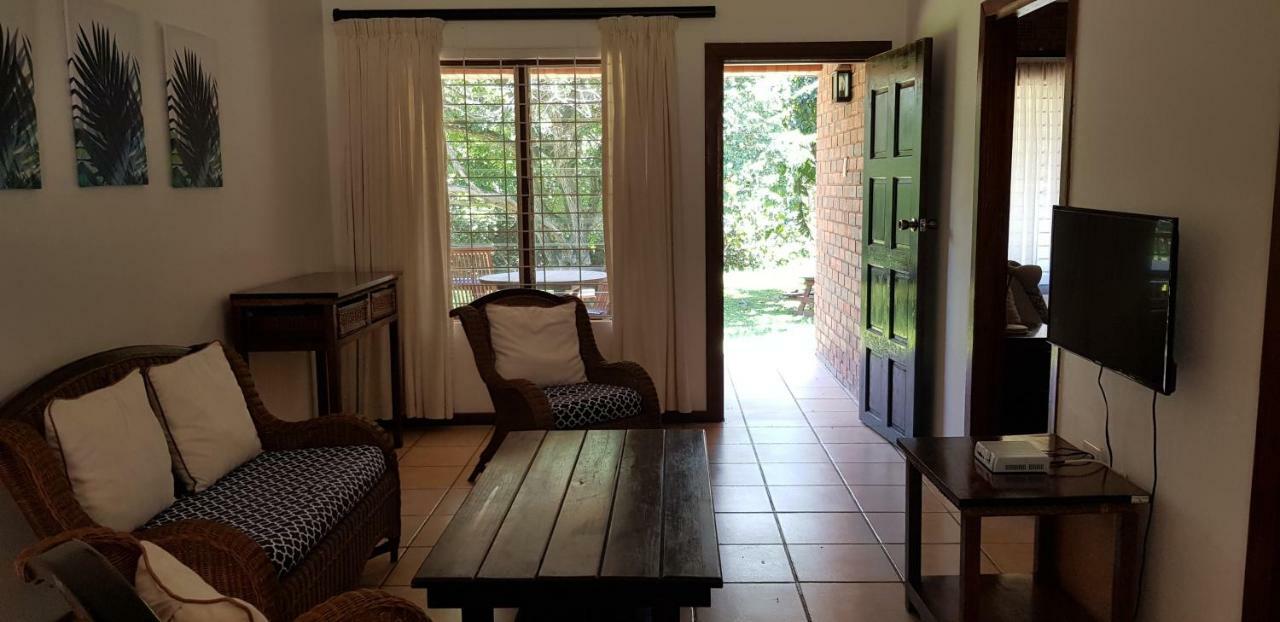 Hippo Lodge Apartments Saint Lucia Estuary エクステリア 写真