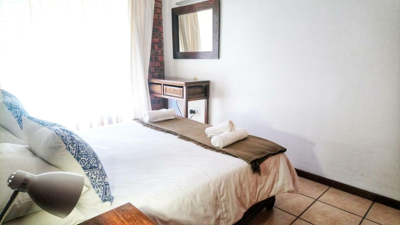 Hippo Lodge Apartments Saint Lucia Estuary エクステリア 写真